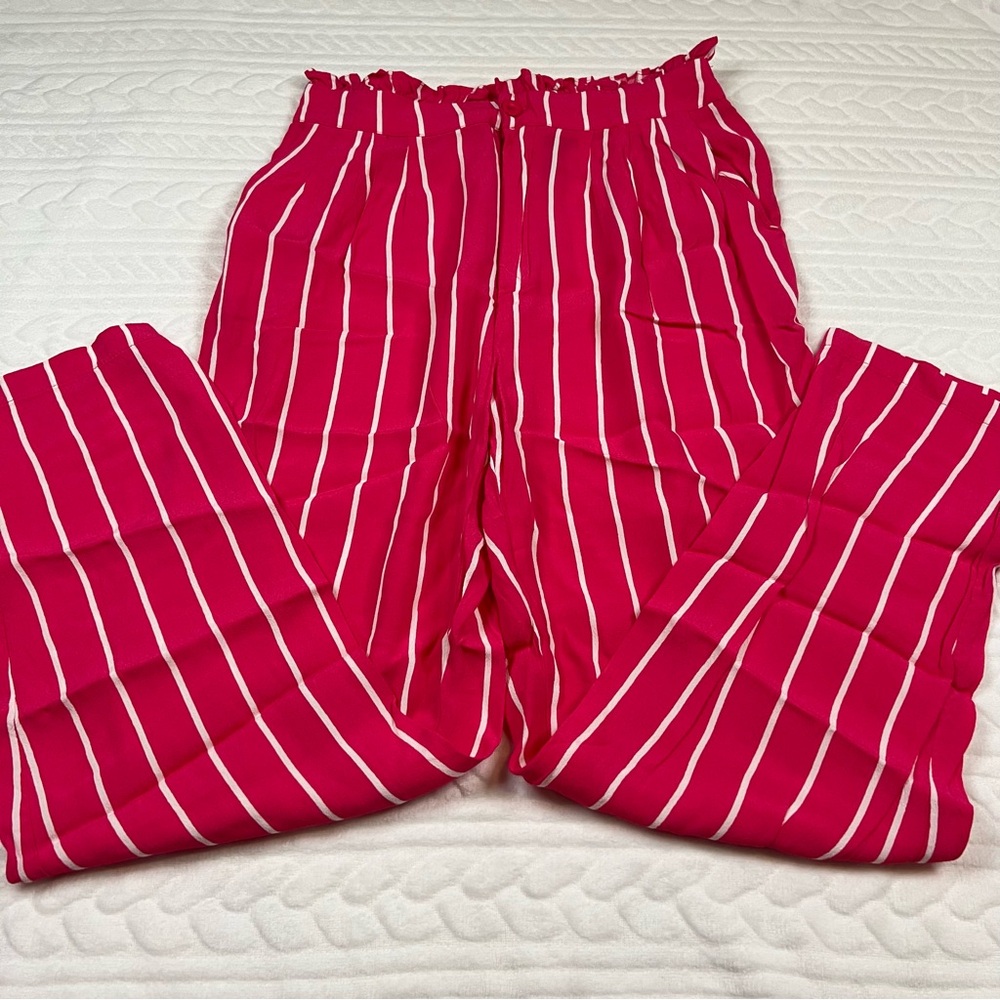 💗 Forever‎ 21 - Womans High Waisted Striped Pants